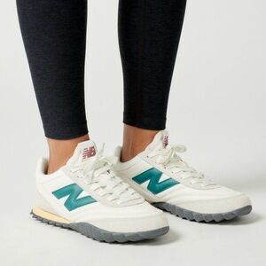 New balance RC30 runner sneaker